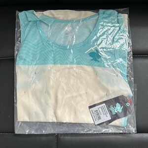 New Rabbit women’s “flash” singlet small